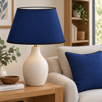 Abat-jour conique moderne en coton bleu foncé bordure noire