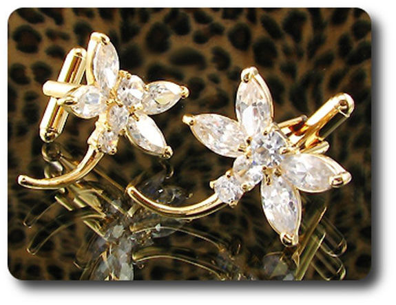 6x10~7mm Simulated Diamonds Cufflink for women