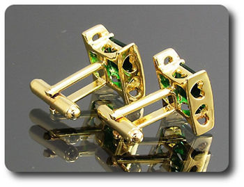 BOUTONS DE MANCHETTES POUR FEMME