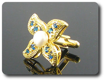 BOUTONS DE MANCHETTES POUR FEMME