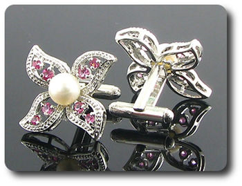 BOUTONS DE MANCHETTES POUR FEMME