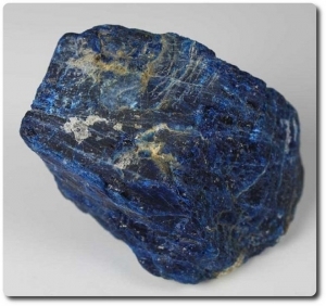 530.80 cts  CRISTAL D' APATITE