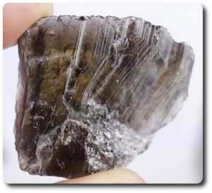 84,90 cts CRISTAL D' AXINITE