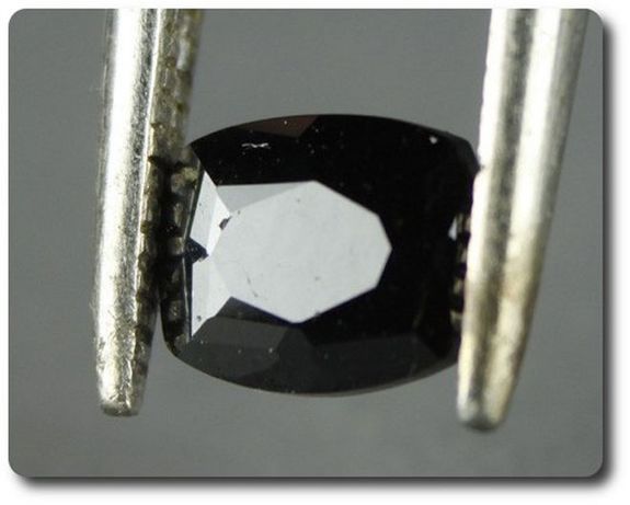 1.23CT. Melanite Garnet
