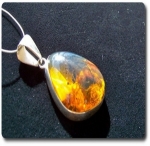 BLUE AMBER PENDANT