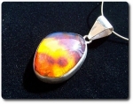 PENDENTIF AMBRE BLEU
