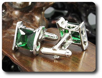 BOUTONS DE MANCHETTES POUR FEMME