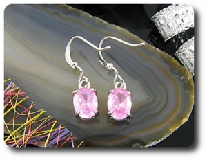 BOUCLES D'OREILLE SAPHIR ROSE