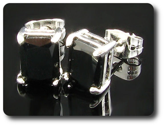 BOUCLES D'OREILLE SAPHIR NOIR