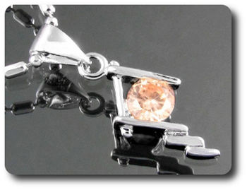 5 mm Orange Sapphire Pendant