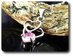 5 mm Pink Sapphire Pendant