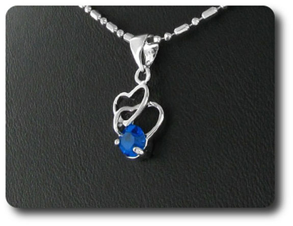 5 mm Blue Sapphire Pendant
