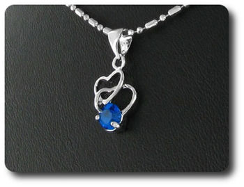 5 mm Blue Sapphire Pendant
