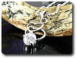 5 mm Simulated Diamond Pendant