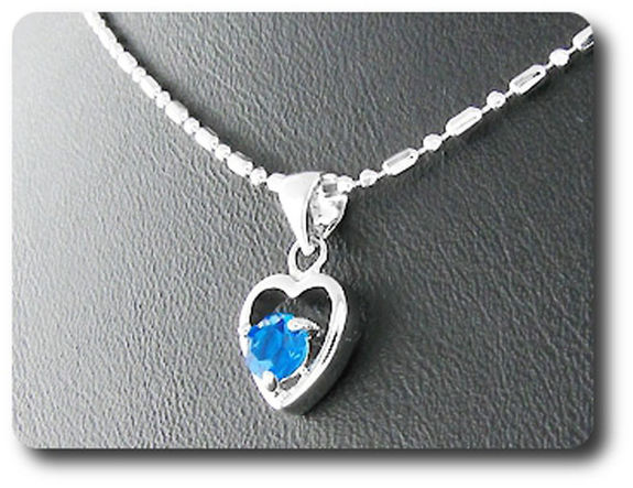 5 mm Blue Sapphire Pendant