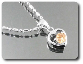 5 mm Orange Sapphire Pendant