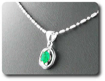6 mm Green Emerald Pendant