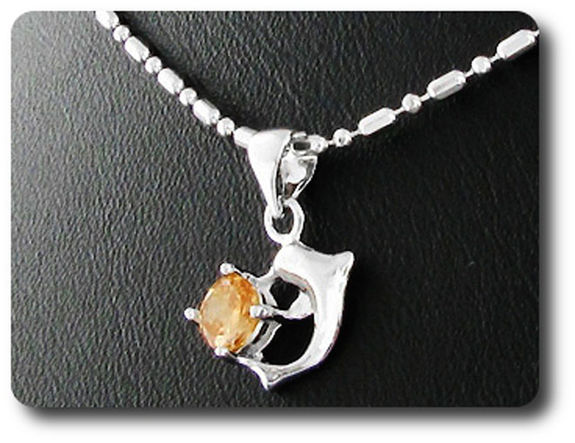5 mm Orange Sapphire Pendant