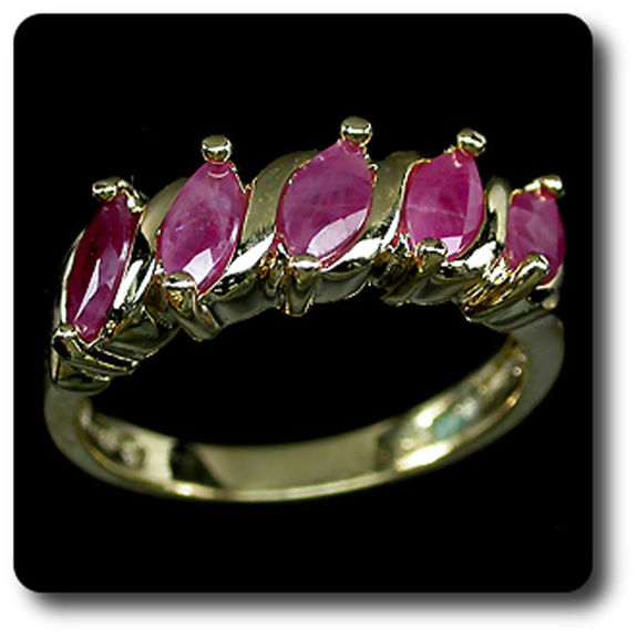 RED RUBY RING