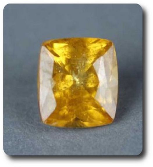 1.18 cts SCHEELITE . VS