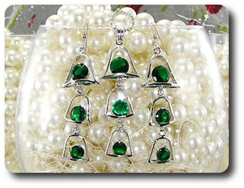 9x5~10mm Emerald Pendant Earrings Set