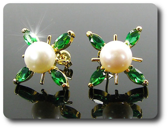12x5mm Emerald & Pearl Pendant Earrings Set