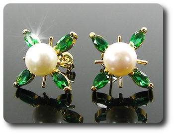 12x5mm Emerald & Pearl Pendant Earrings Set