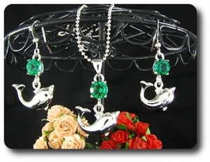 3x6mm Green Emerald Pendant Earrings Set