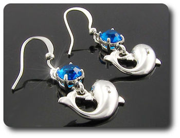 3x6mm Blue Sapphire Pendant Earrings Set