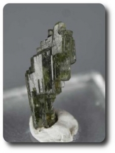 4.00CT. DIOPSIDE CRYSTAL