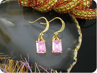 BOUCLES D'OREILLE SAPHIR ROSE