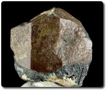 4 g LORENZENITE CRYSTAL