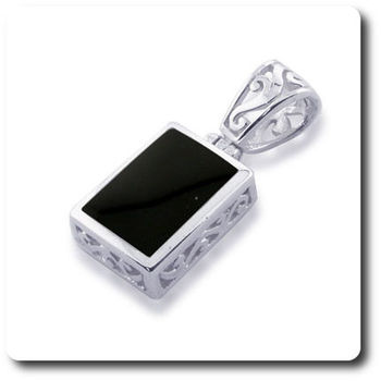 Black Onyx Pendant. 3.60 g