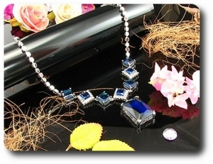 COLLIER SAPHIR BLEU