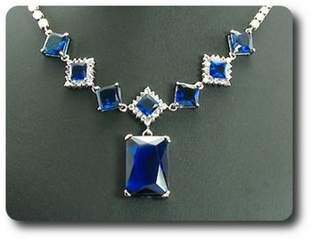 COLLIER SAPHIR BLEU
