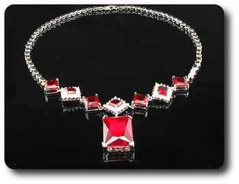 COLLIER RUBIS