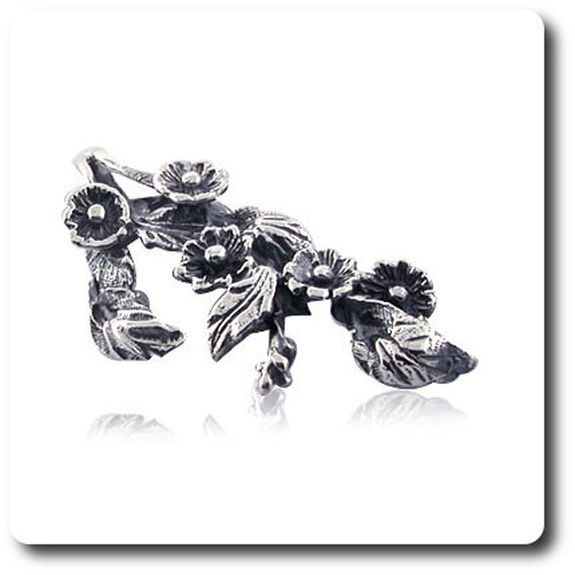 Flowers Pendant. 3.70 g