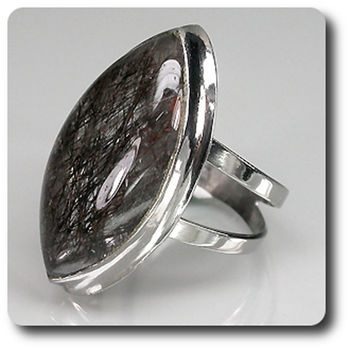 RUTILE IN QUARTZ RING