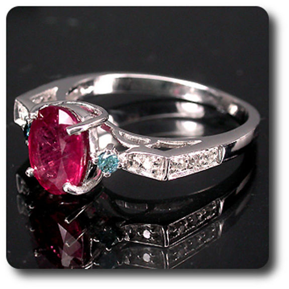 RUBY & DIAMOND RING