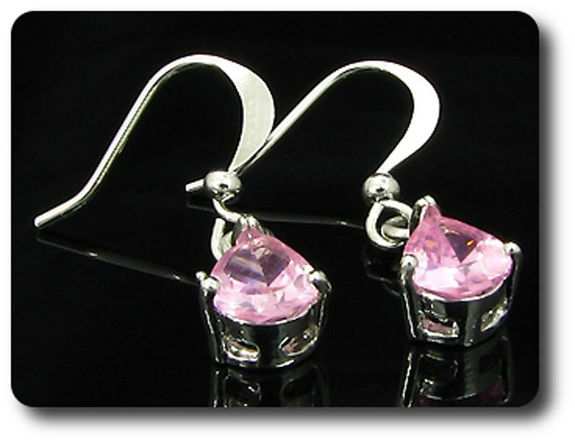 BOUCLES D'OREILLE SAPHIR ROSE