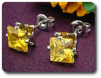 Boucles d'oreille Topaze jaune de synthèse