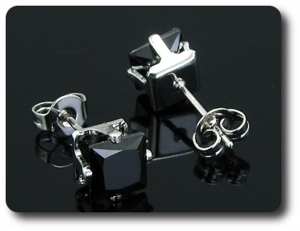 BOUCLES D'OREILLE SAPHIR NOIR