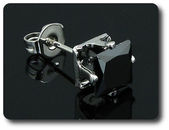 BOUCLES D'OREILLE SAPHIR NOIR