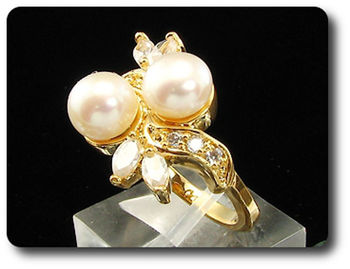 2x8mm Fresh Water Pearl Ring