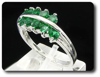 10x3mm Green Emerald Ring