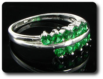 10x3mm Green Emerald Ring