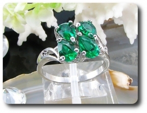 4x6mm Green Emerald Ring