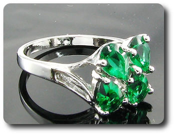 4x6mm Green Emerald Ring