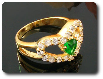 1x5mm Green Emerald Ring