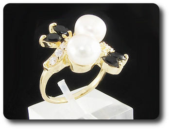 2x8mm Fresh Water Pearl Ring